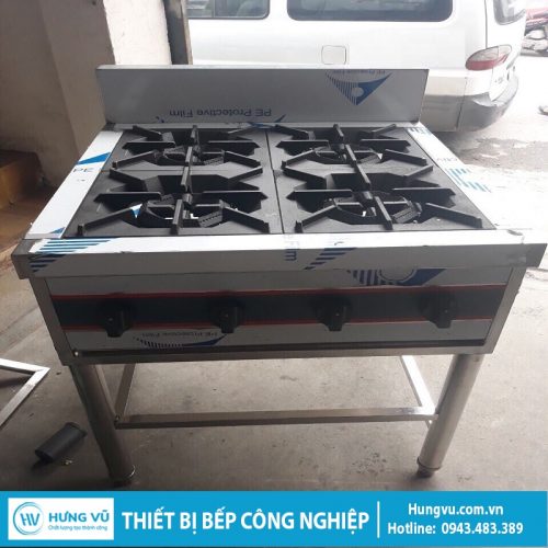 Bếp Âu bốn họng