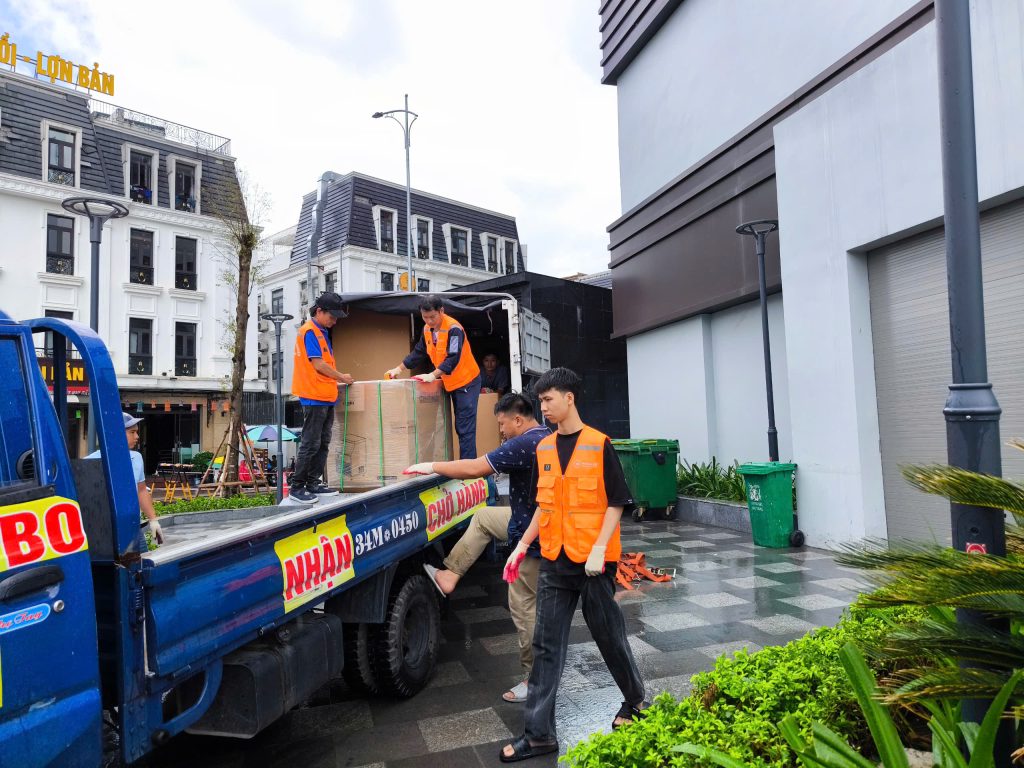 vận chuyển và lắp đặt thiết bị bếp nhà hàng