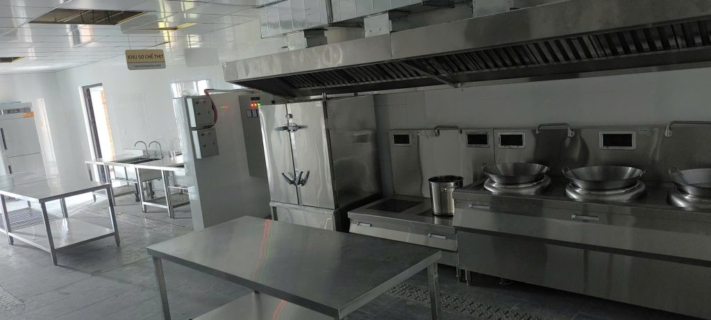 thiết bị bếp trường học